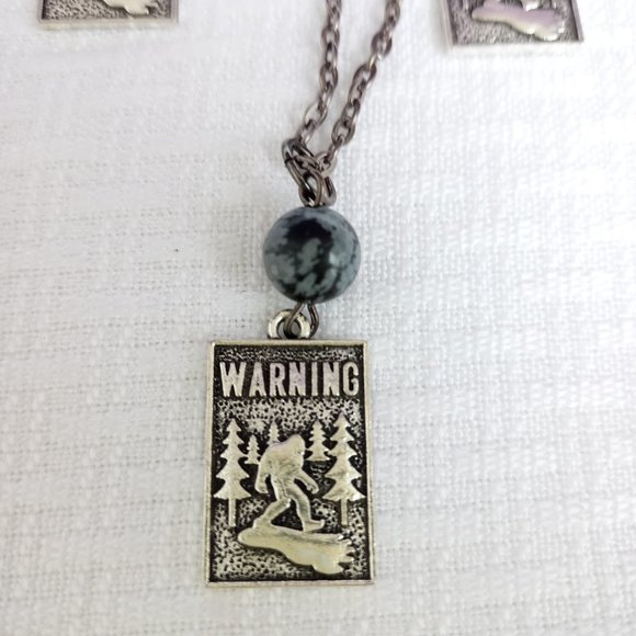Bigfoot "Warning" Earrings & Necklace jewelry set - Picture 4 of 5
